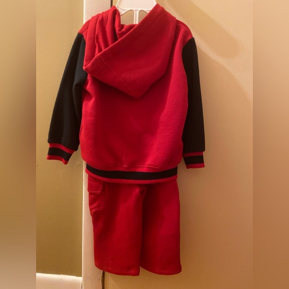 Jordan 2-piece athletic suit, 18 months - Picture 2 of 3